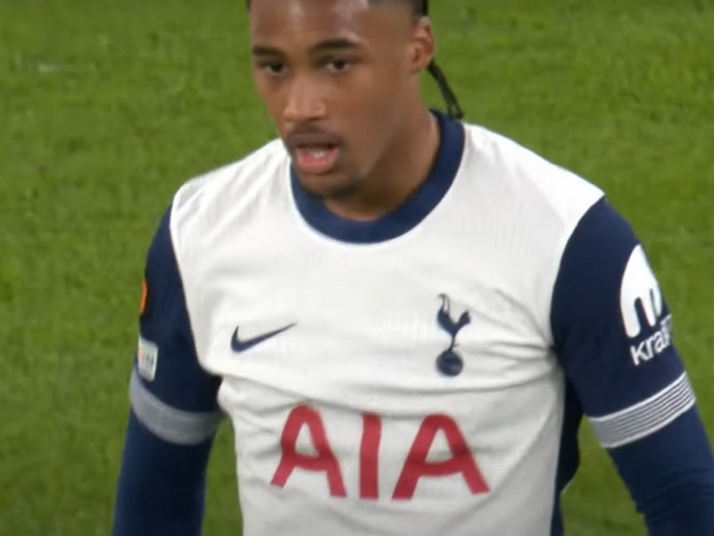 Tottenham Vào Tứ Kết - Son Heung-Min Giải Cứu Đồng Đội