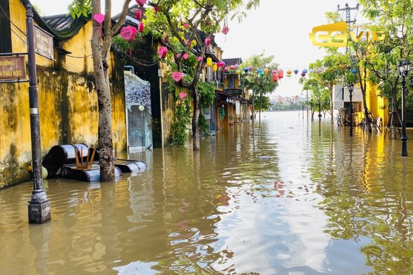 mơ thấy nước ngập