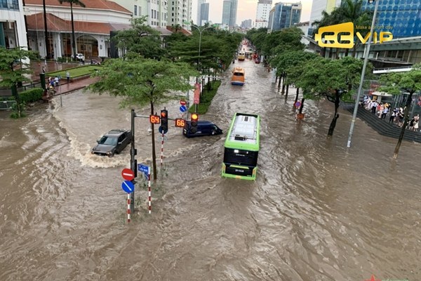 mơ thấy nước ngập